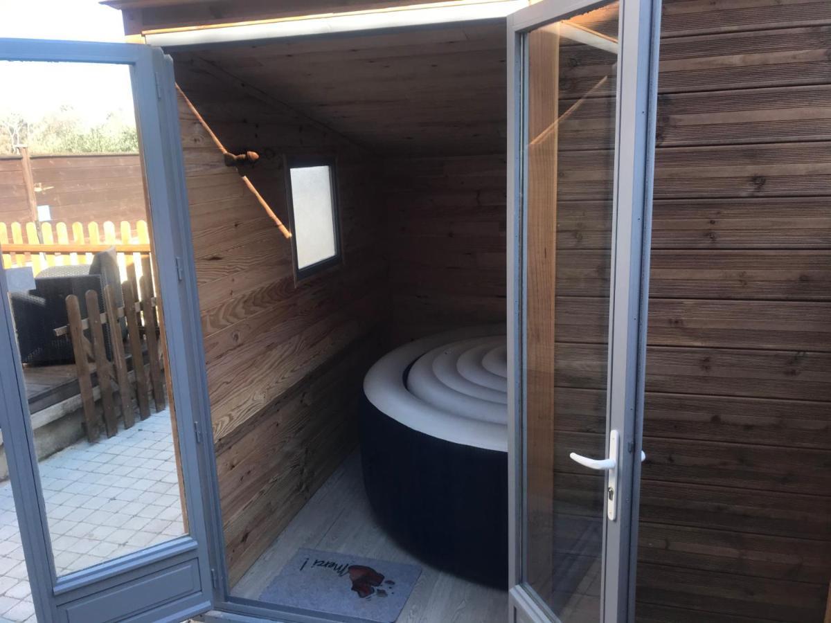 Gite Du Serre De Boudre Climatise, Spa Permanent Buisson Ngoại thất bức ảnh